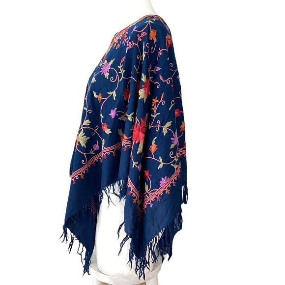 Navy one size embroidered poncho shawl with fringe. 0610 - Picture 4 of 7